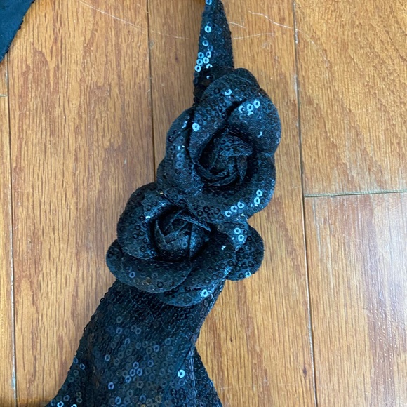 Carmen Marc Valvo dress - Picture 3 of 3